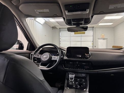 Used 2023 Nissan Rogue SL w/ SL Premium Package image 22