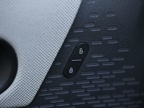 Used 2025 MINI Cooper S image 17