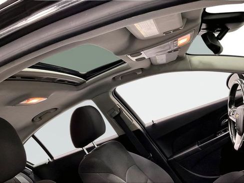 Used 2014 Chevrolet Cruze LT w/ All-Star Edition image 4