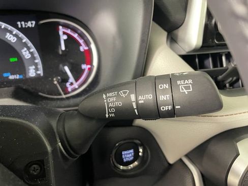 Used 2025 Toyota RAV4 XLE w/ Convenience Package image 12