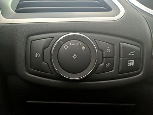 Used 2020 Ford Edge SEL w/ Convenience Package image 27