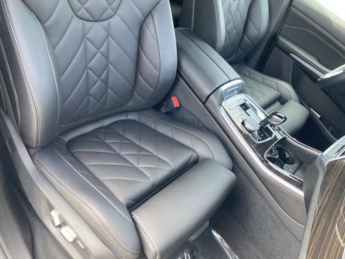 Used 2023 BMW X5 sDrive40i image 8