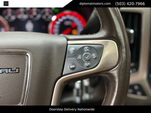 Used 2015 GMC Sierra 1500 Denali w/ Driver Alert Package image 33