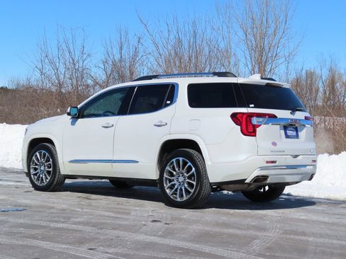 Certified 2022 GMC Acadia Denali w/ GMC Pro Grade Package AWD/4WD image 25