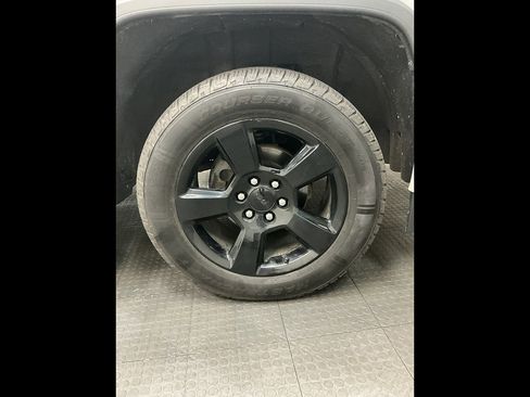 Used 2019 GMC Sierra 1500 Limited w/ Elevation Edition AWD/4WD image 39
