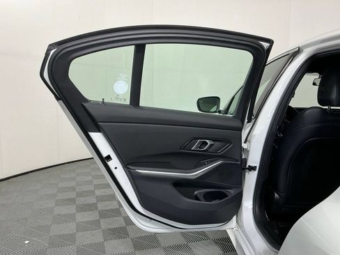 Certified 2025 BMW 330i Sedan w/ Convenience Package RWD image 24