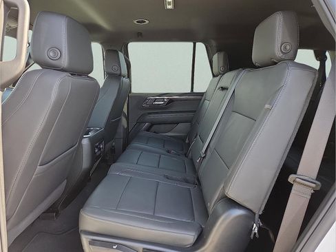 Used 2025 Chevrolet Tahoe LT image 11