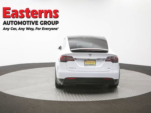 Used 2018 Tesla Model X 75D AWD/4WD image 38