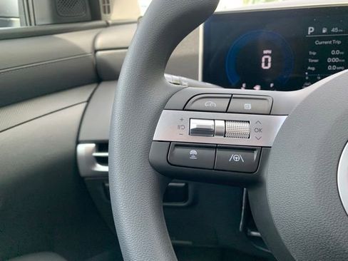 New 2026 Hyundai Tucson SE AWD/4WD image 17