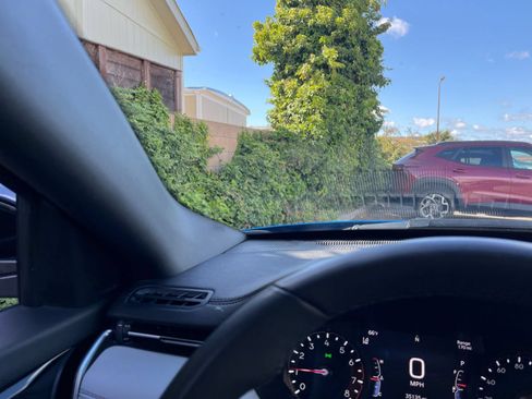 Used 2025 Jeep Compass Limited AWD/4WD image 35