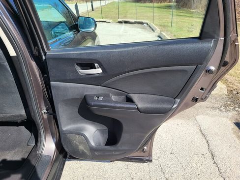 Used 2012 Honda CR-V LX image 26
