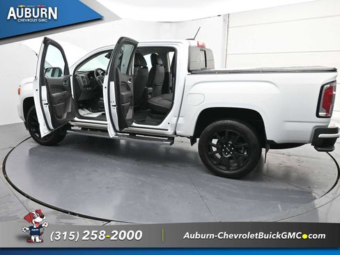 Used 2021 GMC Canyon Denali image 35