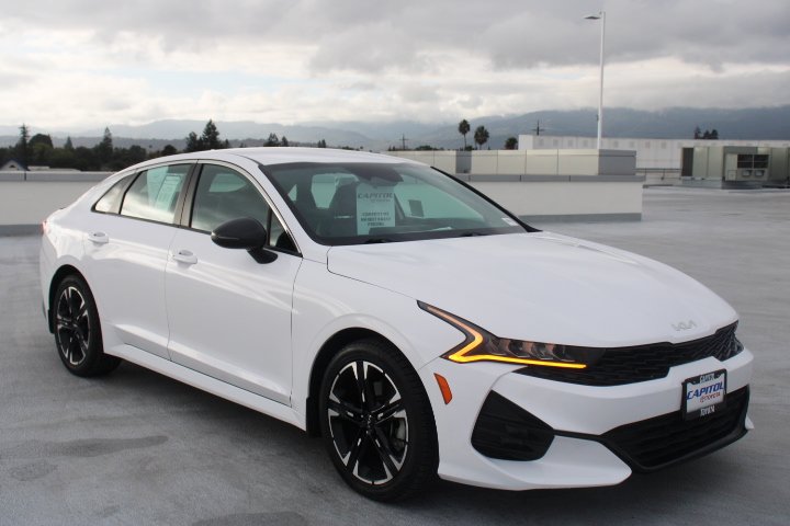 Used 2022 Kia K5 GT-Line FWD image 2