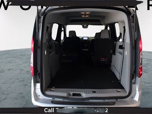 Used 2019 Ford Transit Connect XLT image 22