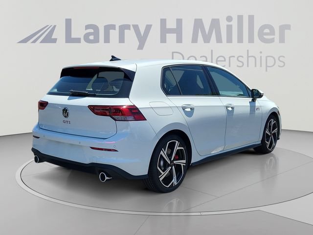 New 2026 Volkswagen GTI SE FWD image 5