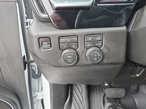 Used 2026 Chevrolet Silverado 2500 LT w/ All Star Edition AWD/4WD image 23
