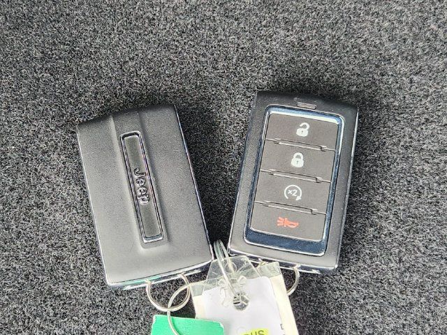 Certified 2026 Jeep Cherokee Laredo AWD/4WD image 33
