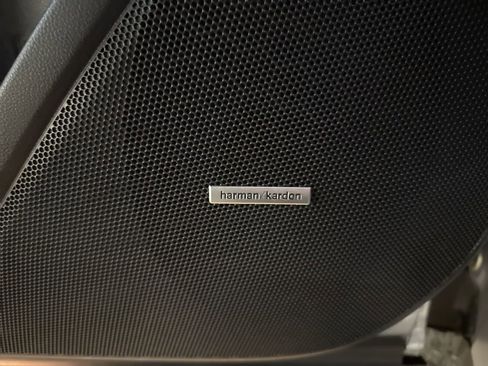 Used 2020 Subaru Forester Limited image 18