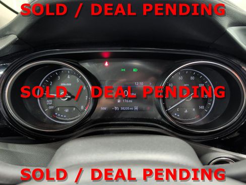 Used 2020 Buick Encore GX Select w/ Sport Touring Package AWD/4WD image 8