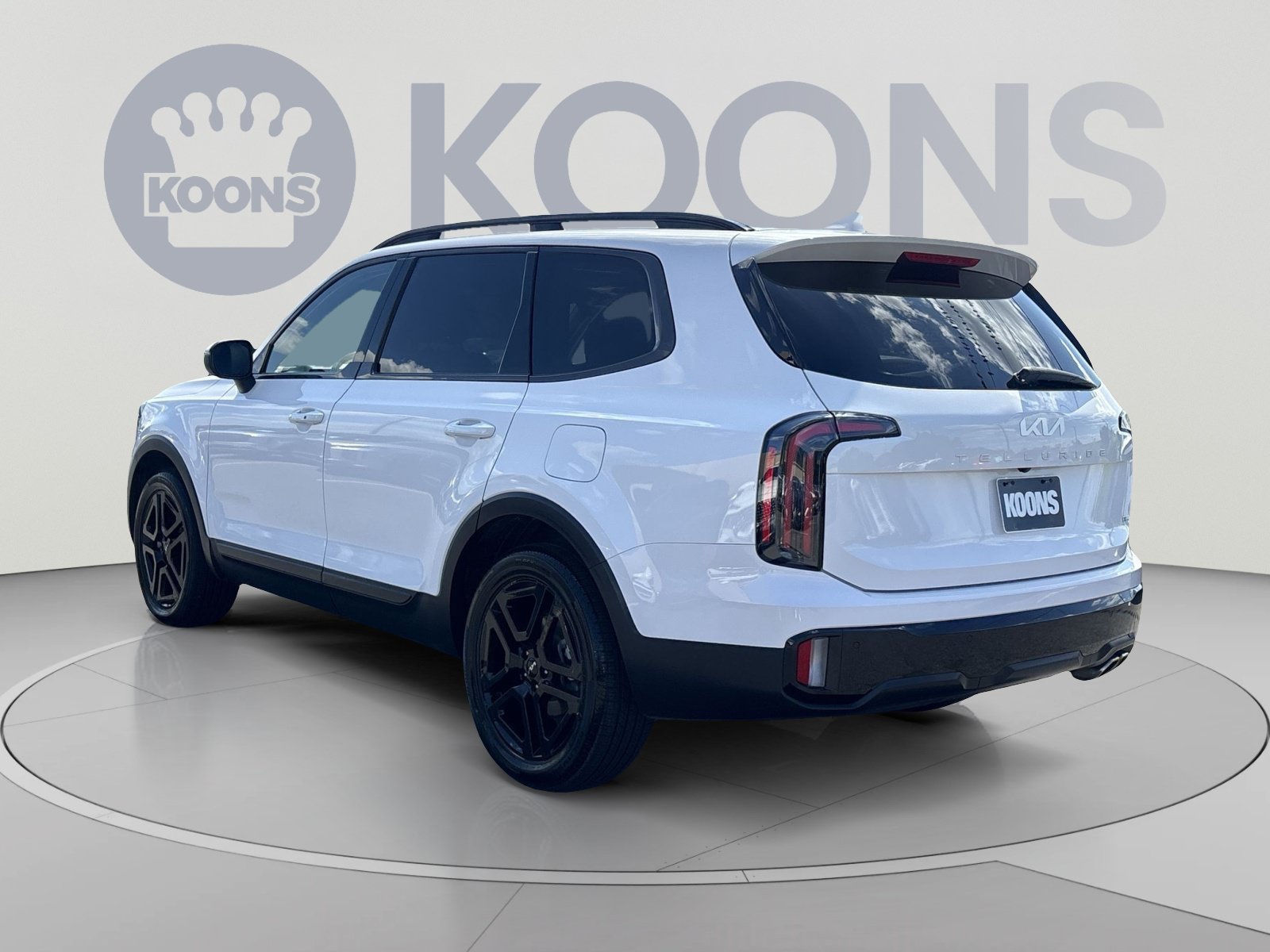 Used 2024 Kia Telluride EX X-Line AWD/4WD image 4