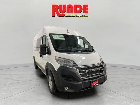 Used 2025 RAM ProMaster 3500 w/ Quick Order Package 22G SLT FWD image 7