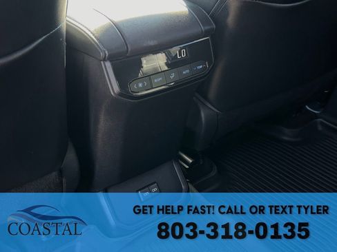 Used 2022 Toyota Highlander XLE image 21