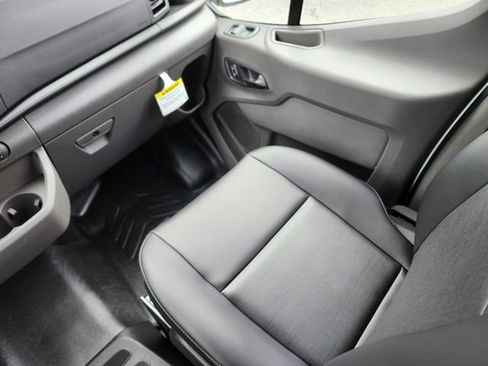 New 2026 Ford Transit 250 148 Medium Roof w/ Load Area Protection Package image 15