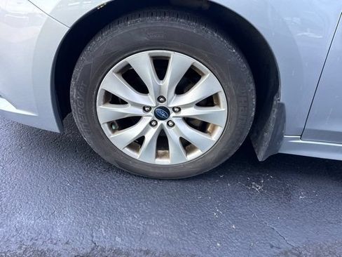 Used 2015 Subaru Legacy 2.5i Premium AWD/4WD image 14