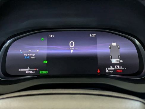 Used 2024 Toyota Venza Limited image 40