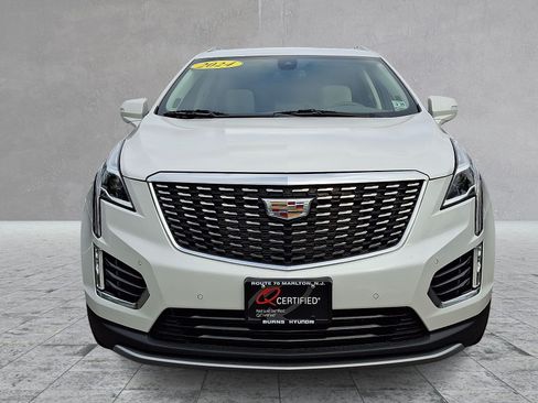 Used 2024 Cadillac XT5 Premium Luxury FWD image 2