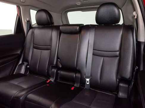 Used 2019 Nissan Rogue SL AWD/4WD image 18