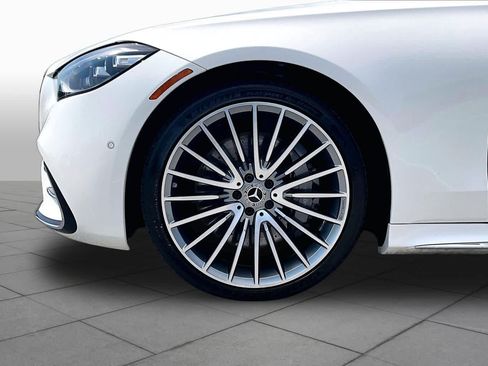 Used 2022 Mercedes-Benz S 580 4MATIC Sedan image 11
