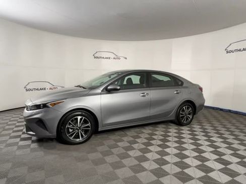 Certified 2024 Kia Forte LXS w/ LXS Technology Package image 4