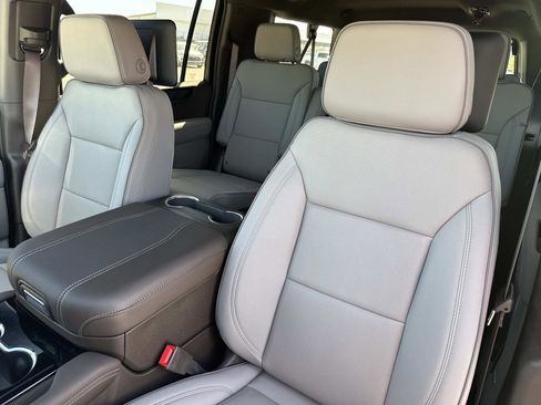 New 2026 GMC Yukon XL Elevation w/ Elevation Premium Package AWD/4WD image 26