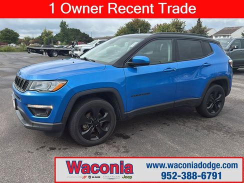 Used 2019 Jeep Compass Latitude AWD/4WD image 1