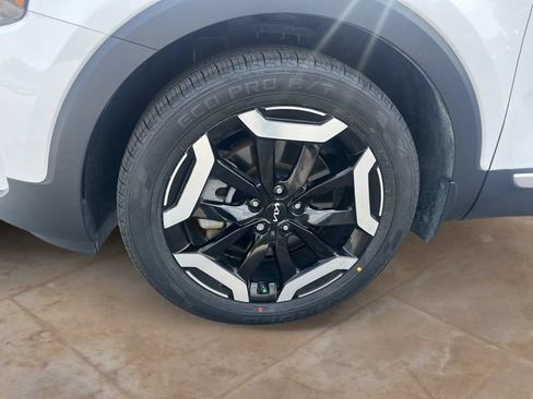 Used 2024 Kia Telluride EX FWD image 14