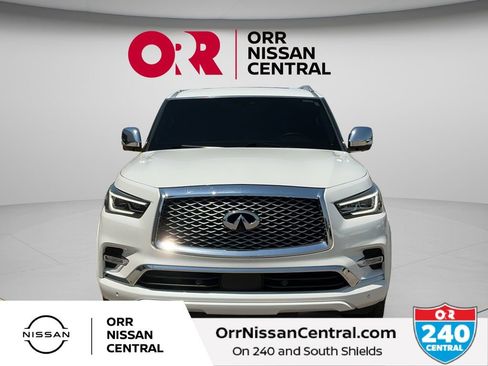 Used 2023 INFINITI QX80 Sensory w/ Cargo Package RWD image 2