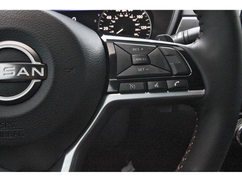 Certified 2025 Nissan Altima 2.5 SR FWD image 19