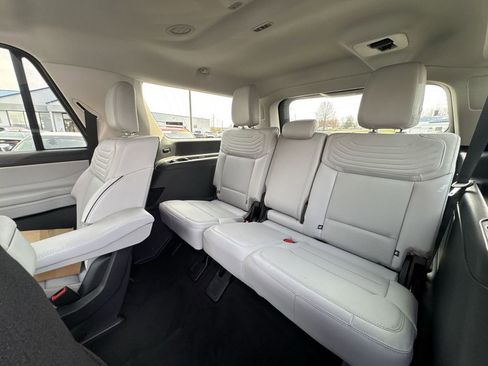 New 2026 Ford Expedition Max Platinum AWD/4WD image 24