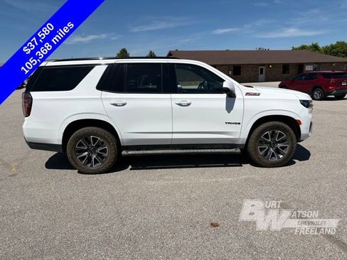 Used 2022 Chevrolet Tahoe Z71 w/ Luxury Package AWD/4WD image 7