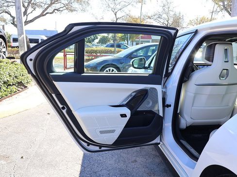 Used 2023 BMW 760i xDrive 760i xDrive image 29