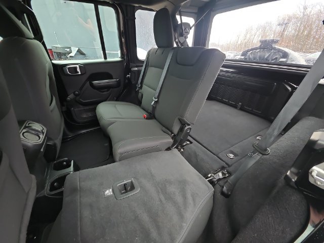 Used 2021 Jeep Wrangler Unlimited Sport AWD/4WD image 24