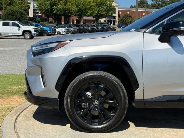 Used 2024 Toyota RAV4 XSE AWD/4WD image 13