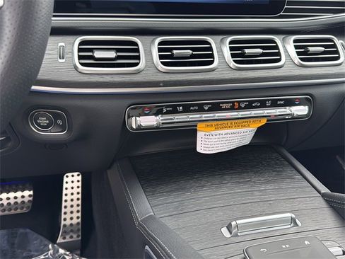 New 2026 Mercedes-Benz GLS 450 4MATIC image 21