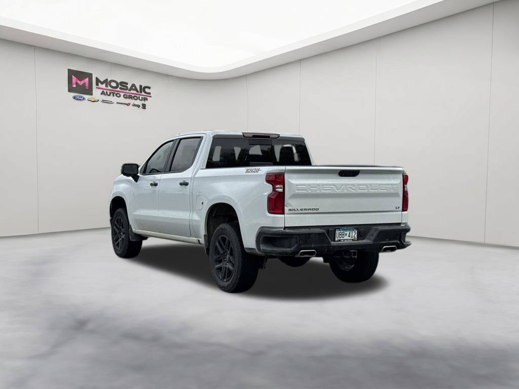 Used 2026 Chevrolet Silverado 1500 LT Trail Boss w/ Safety Package AWD/4WD image 7