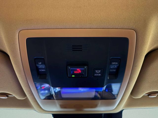 Used 2023 Lexus ES 300h w/ Accessory Package (Z1) FWD image 21