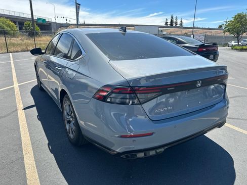Used 2024 Honda Accord EX-L image 3