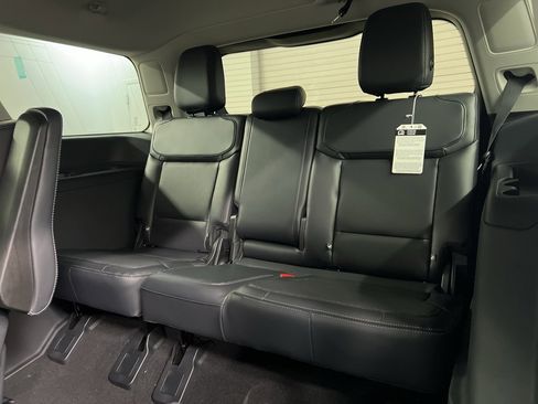 New 2026 Ford Expedition Platinum w/ Driver's Package image 33