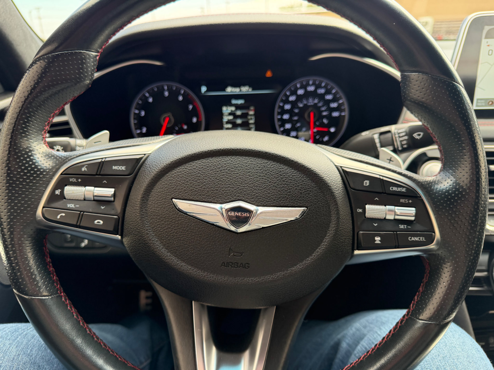 Used 2019 Genesis G70 3.3T Advanced w/ Sport Package AWD/4WD image 15