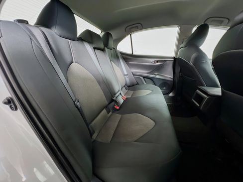 Certified 2022 Toyota Camry LE image 22
